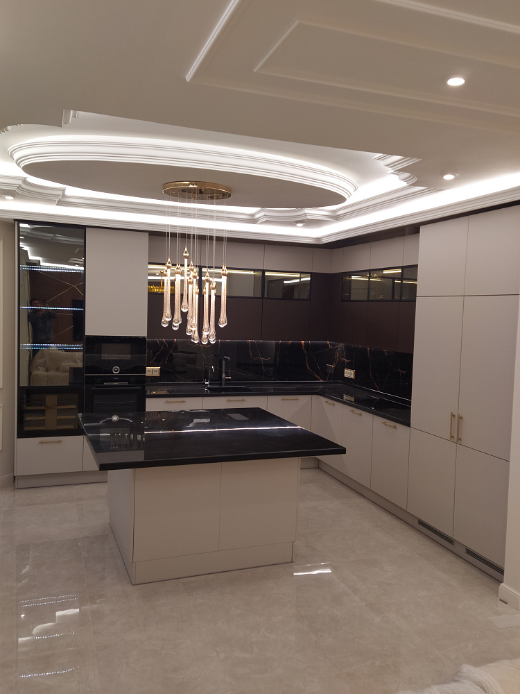 Кухня беж+коричневый