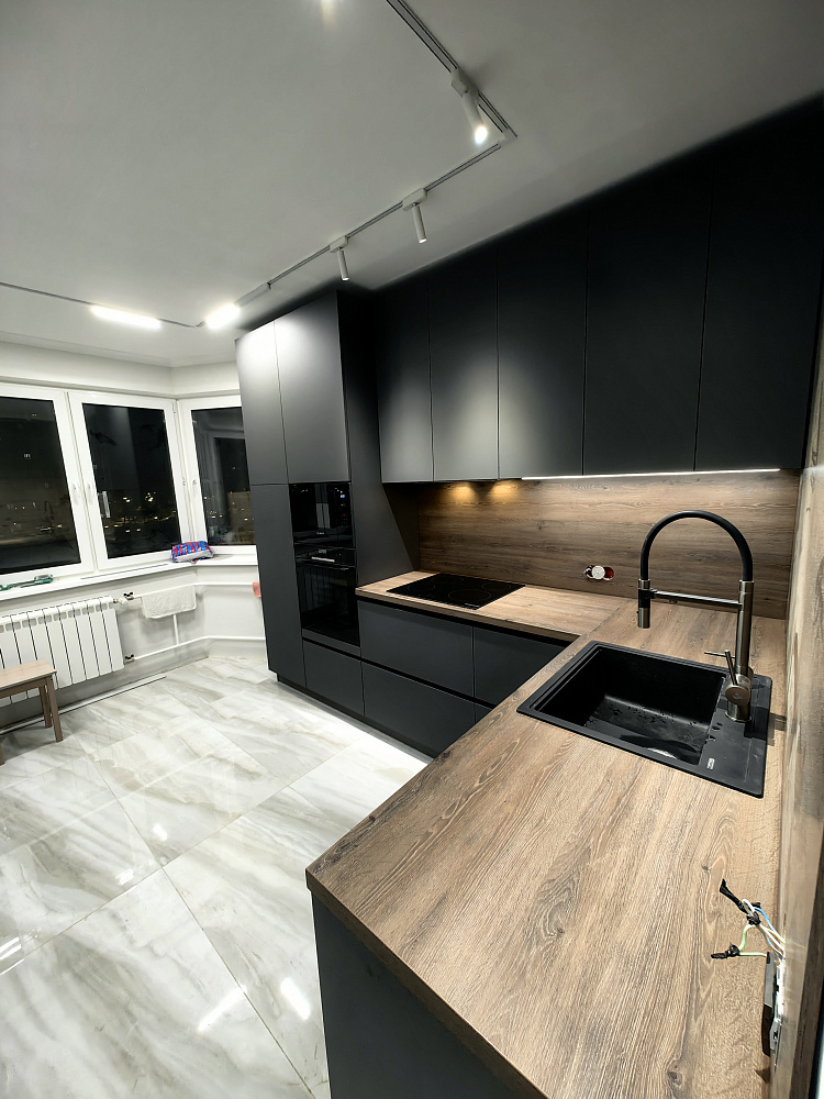 Кухня Egger Диамант серый