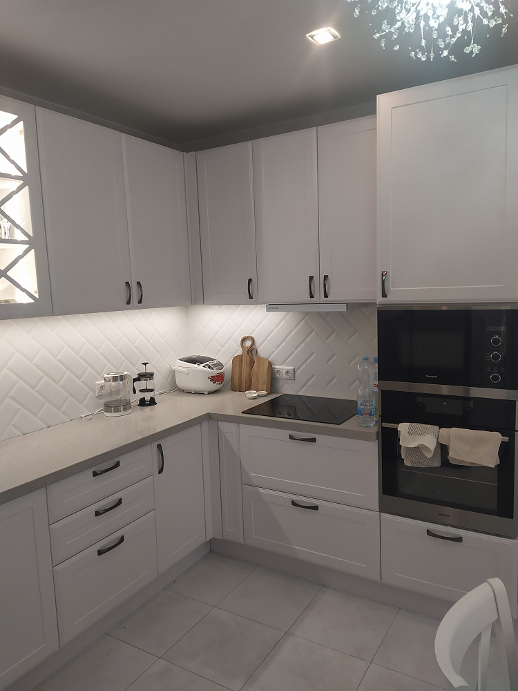 Кухня белая Фасад - "Алмаз"