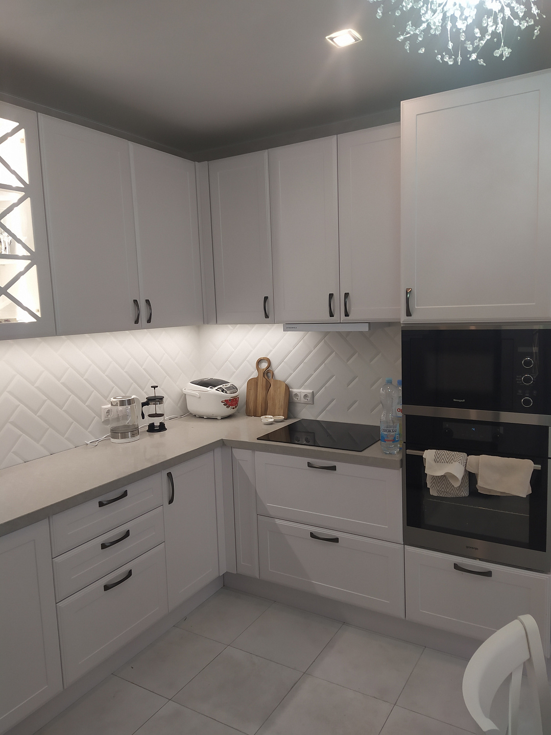 Кухня белая Фасад - "Алмаз"