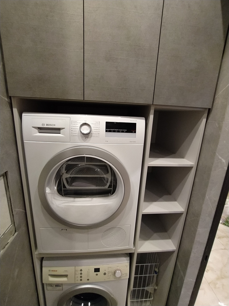 Постирочная серый