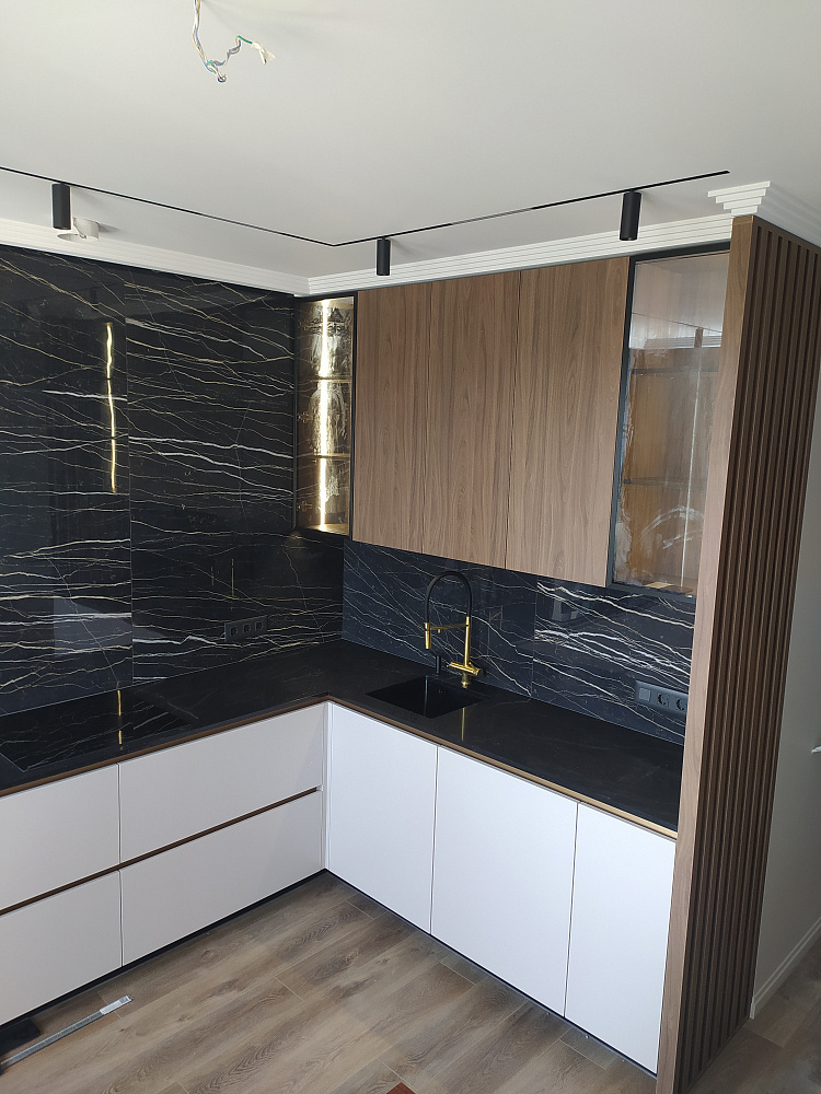 Кухня "орех карини натуральный"