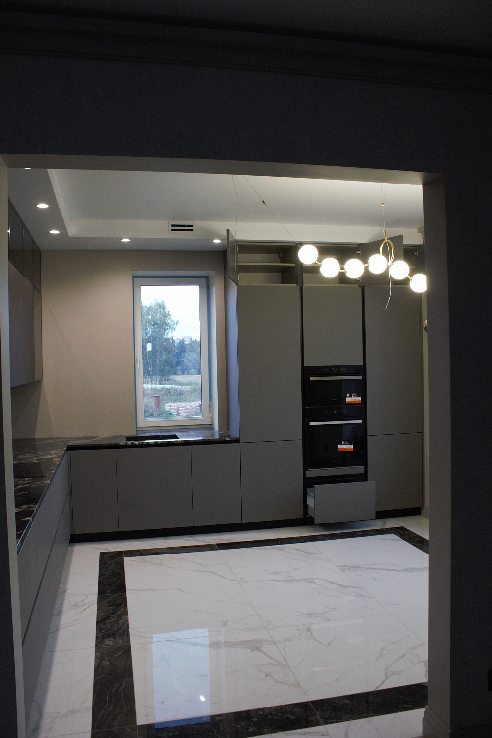 Кухня Феникс серый