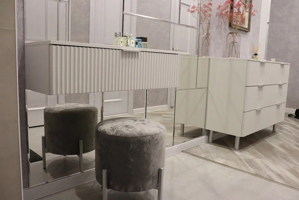 Мебель в прихожую+тумба