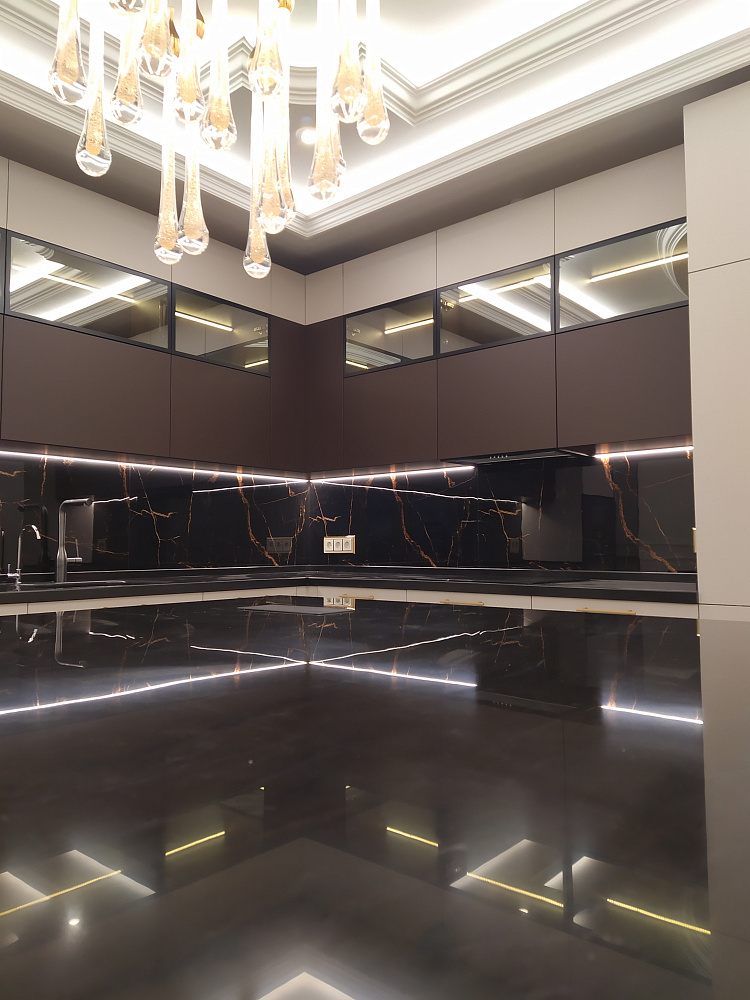 Кухня беж+коричневый