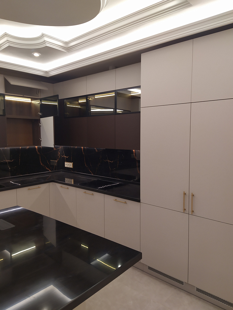 Кухня беж+коричневый