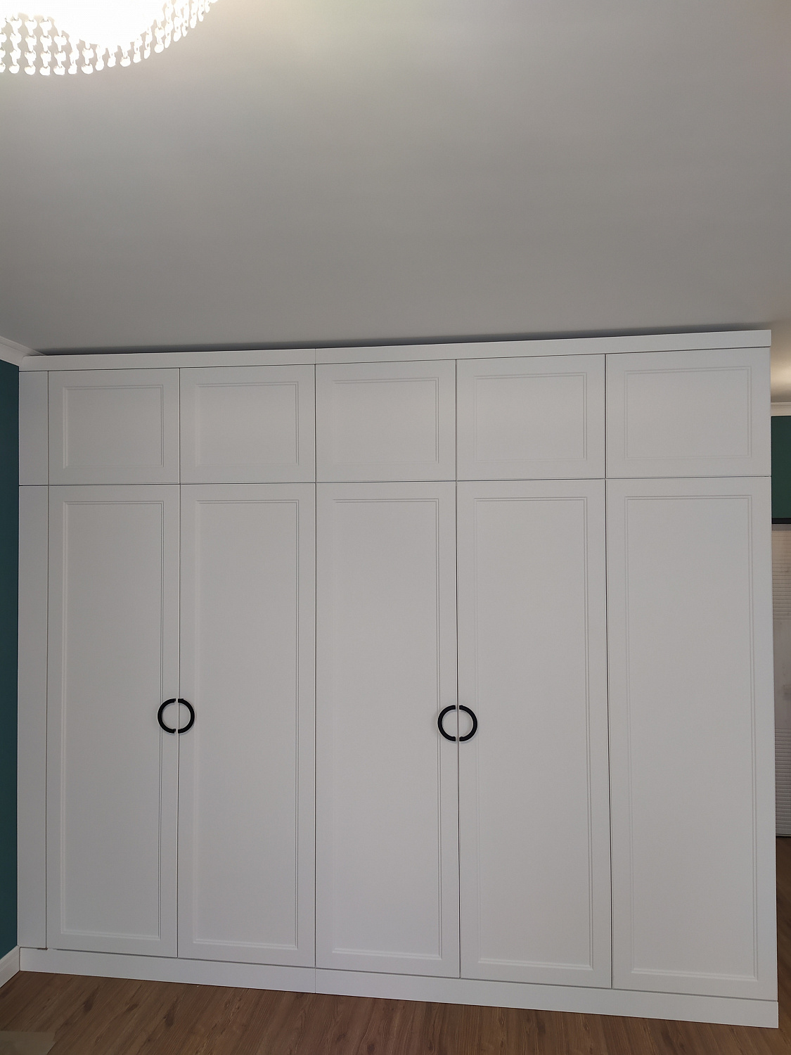 Шкаф-гардеробная угловой белый