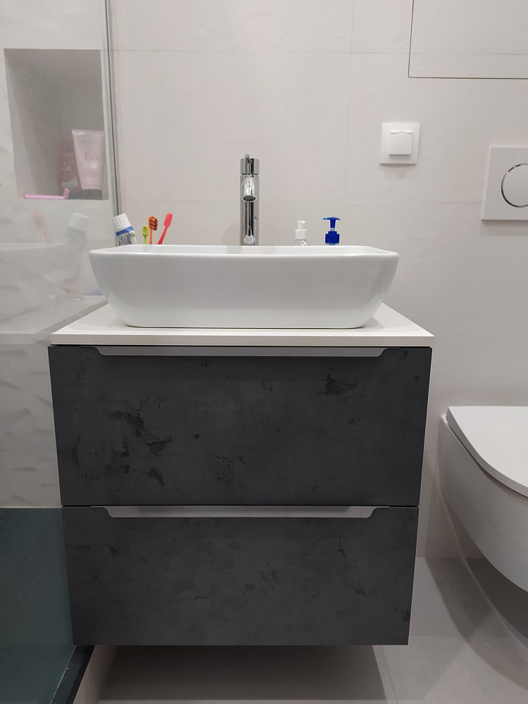 Мебель в ванную комнату с постирочной 