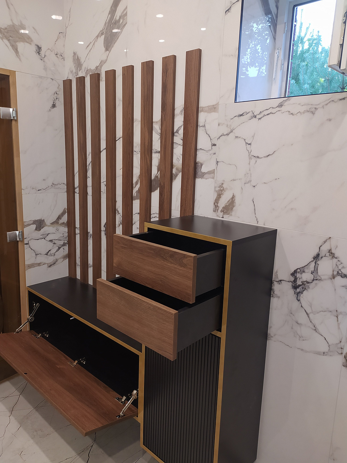 Мебель в прихожую Рейка