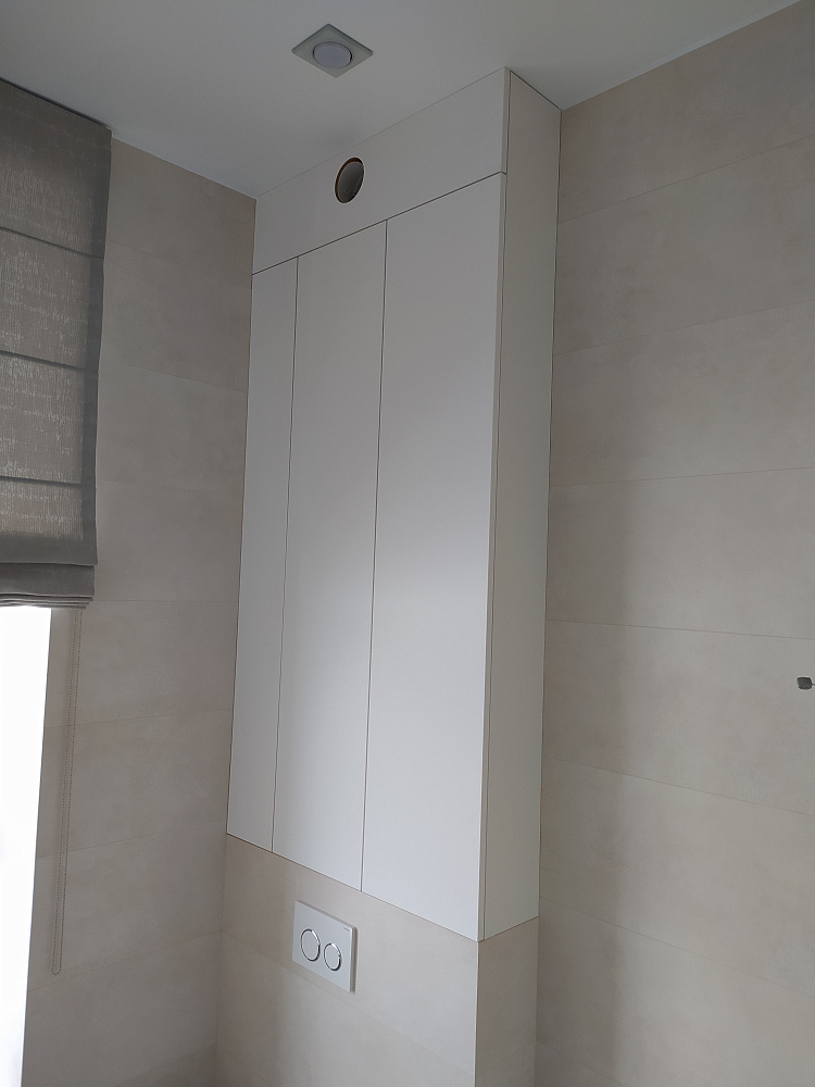 Мебель в ванную комнату с постирочной 