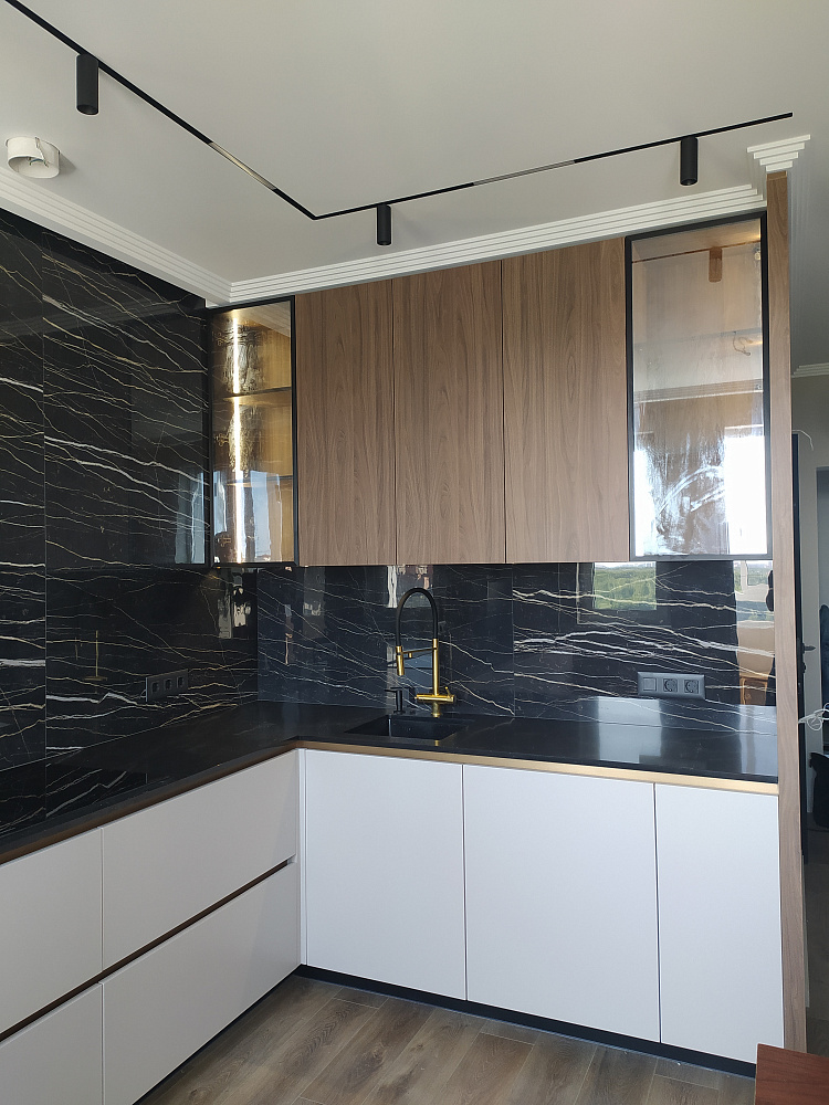 Кухня "орех карини натуральный"