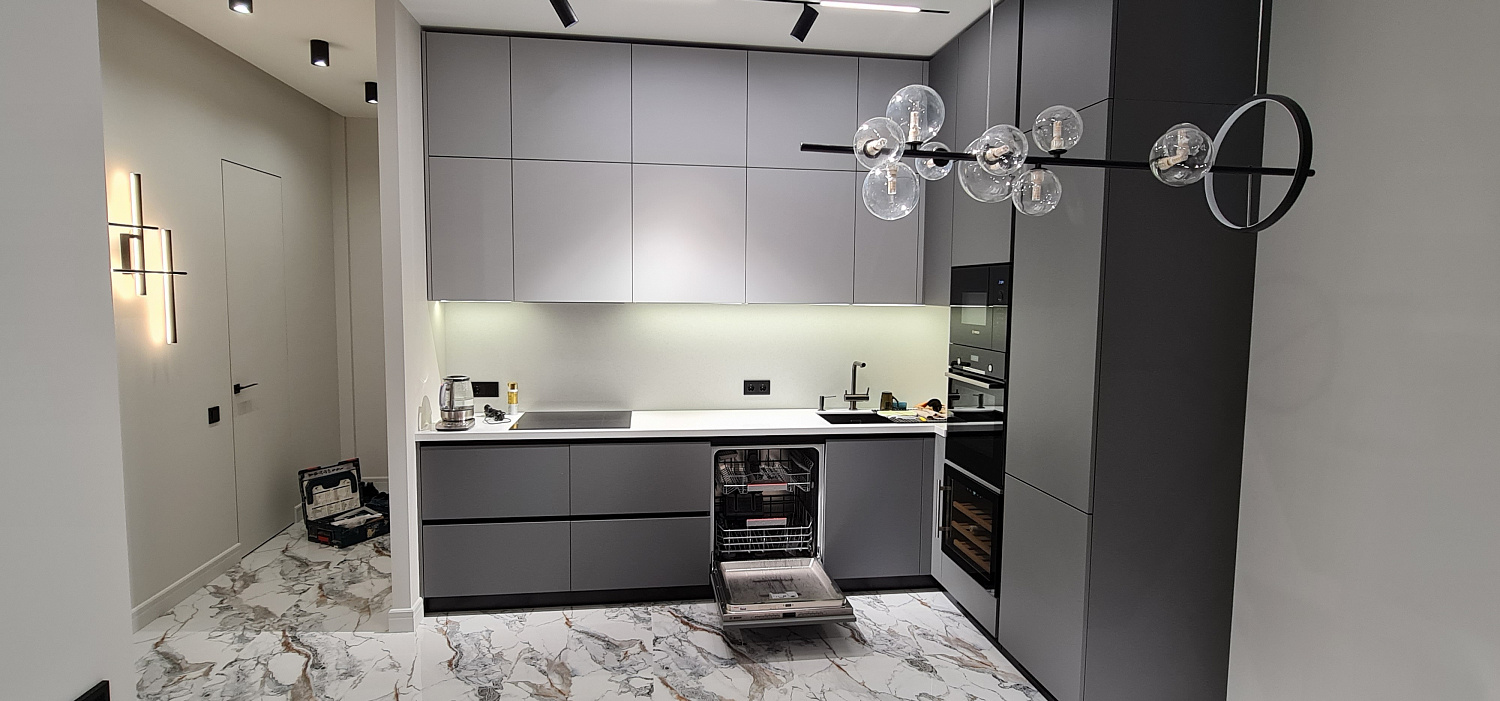 Кухня АГТ серая суперматовый