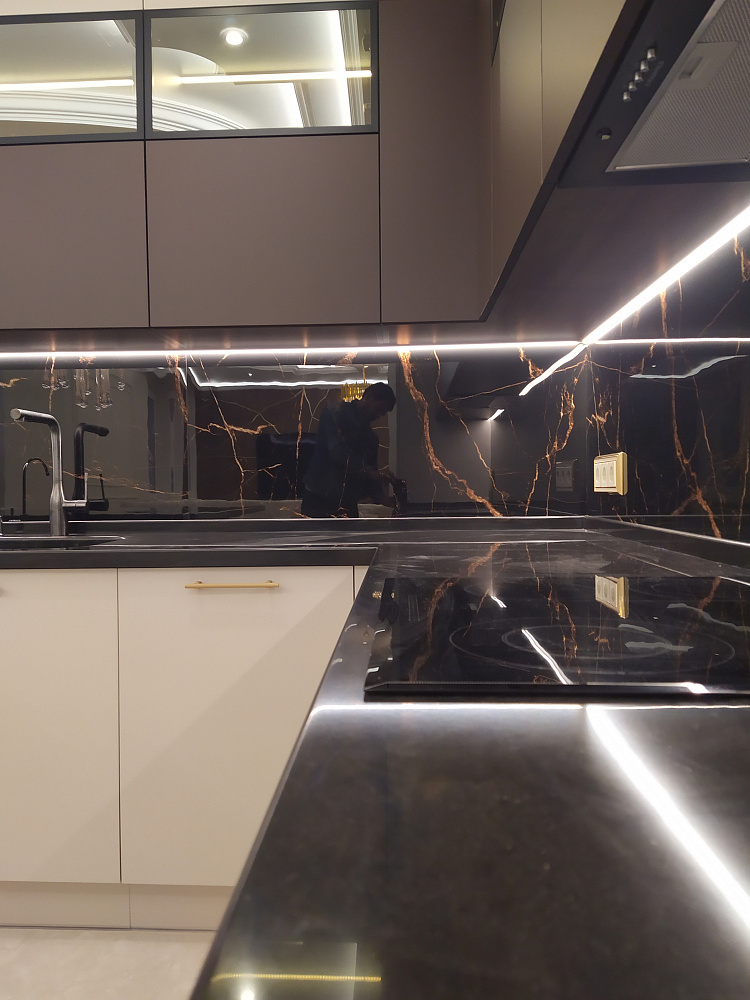 Кухня беж+коричневый