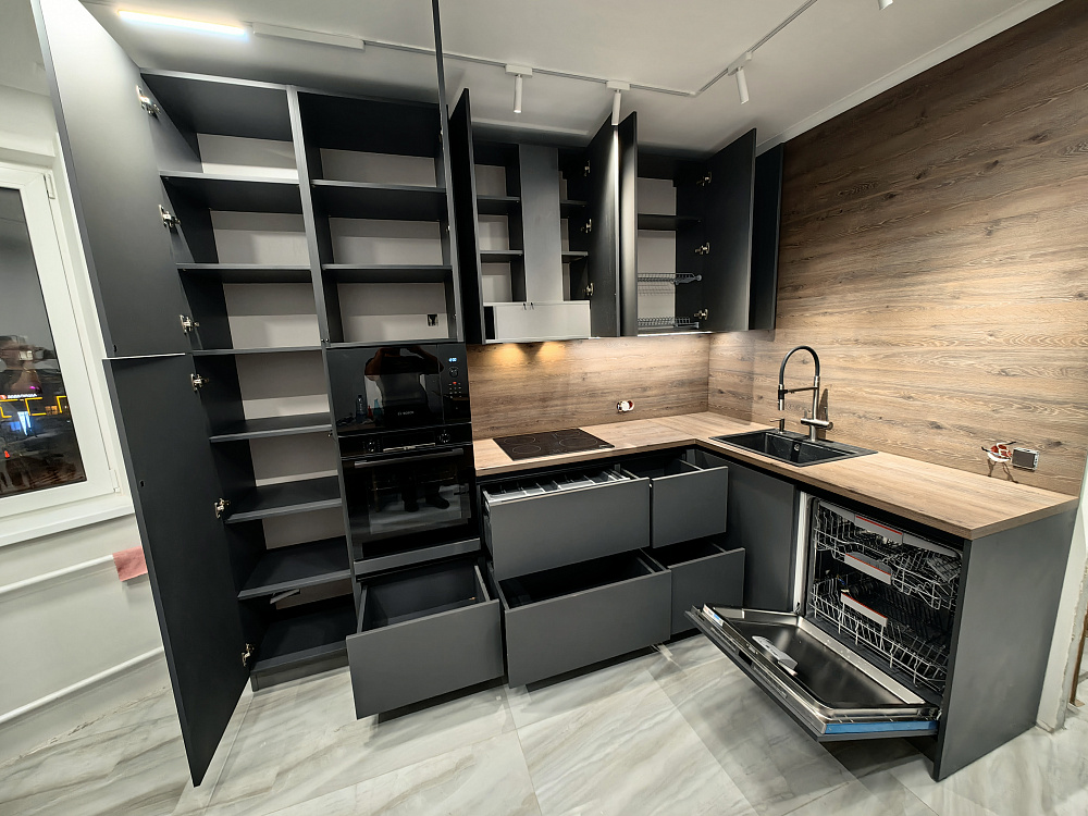 Кухня Egger Диамант серый