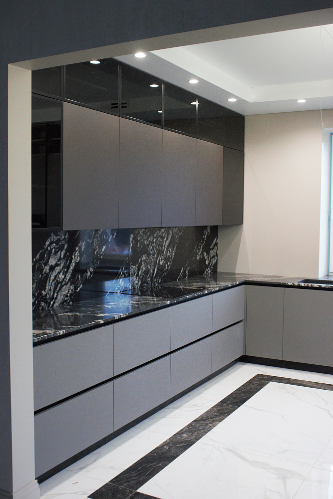 Кухня Феникс серый