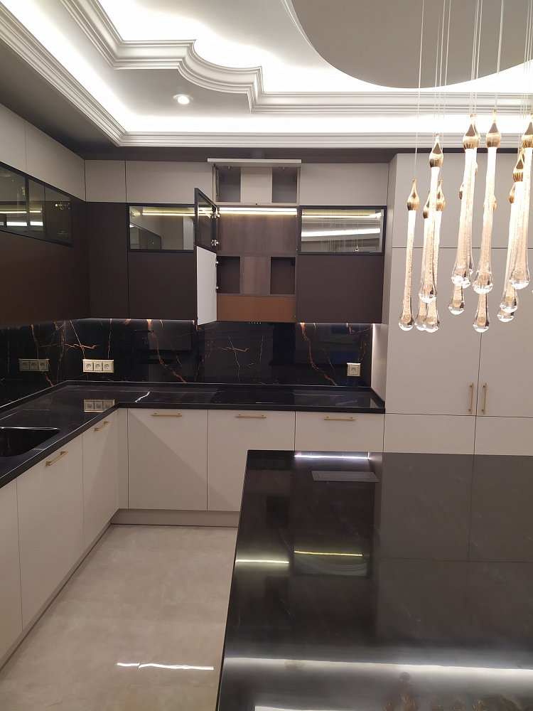 Кухня беж+коричневый