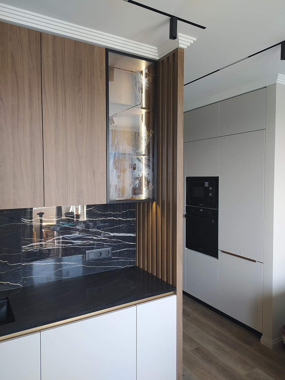 Кухня "орех карини натуральный"