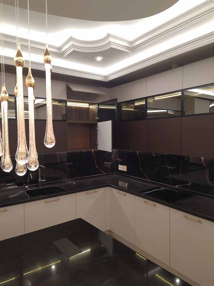 Кухня беж+коричневый