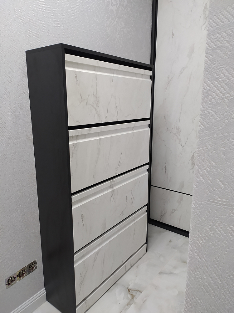 Прихожая под мрамор