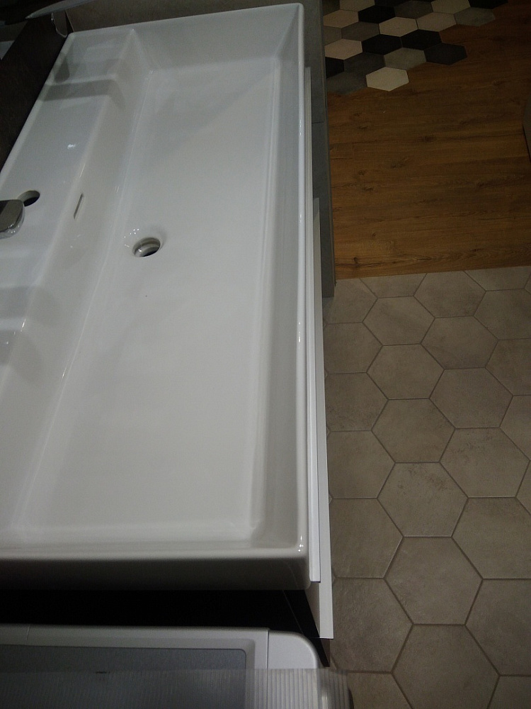 Тумба в ванную комнату