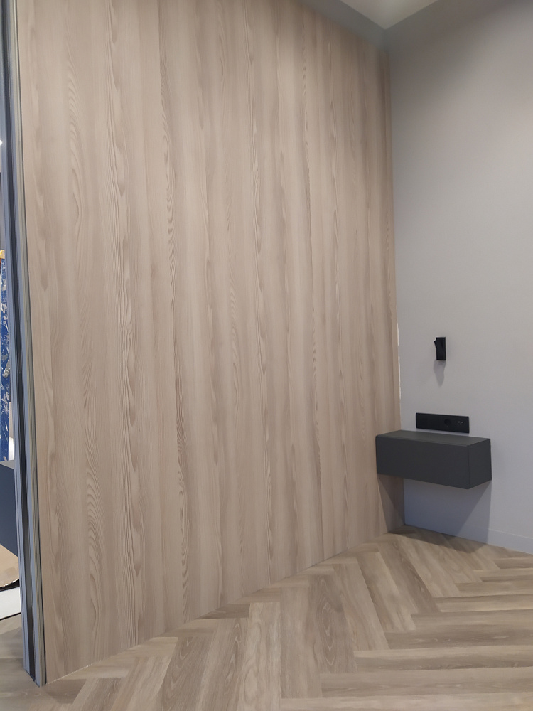 Шкаф серый с тумбами