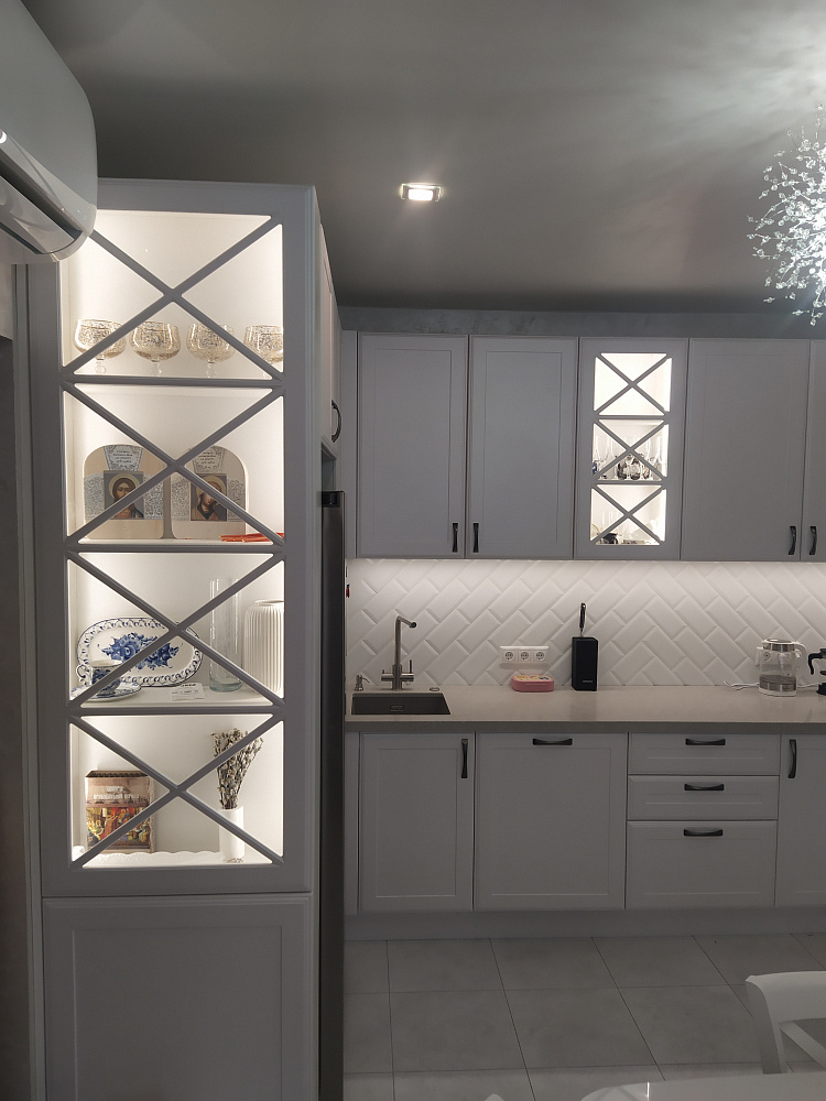 Кухня белая Фасад - "Алмаз"