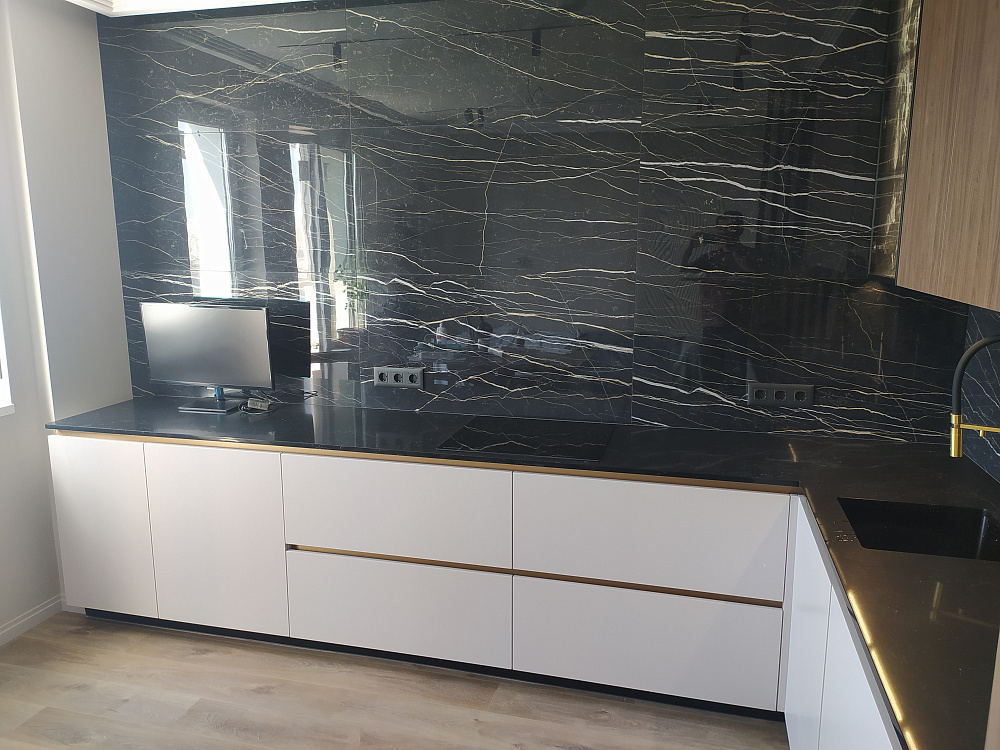 Кухня "орех карини натуральный"