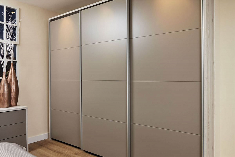 Шкаф купе пластик №4