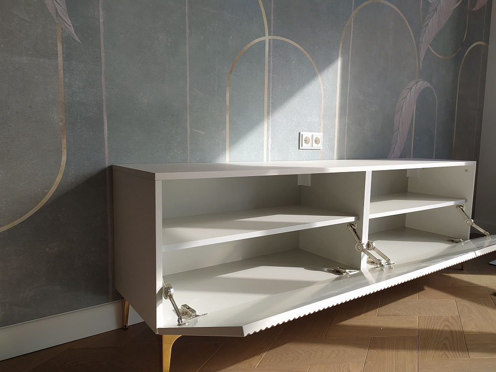 Тумба под ТВ рейка