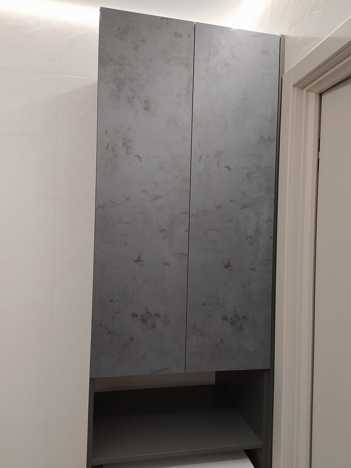 Мебель в ванную комнату с постирочной 