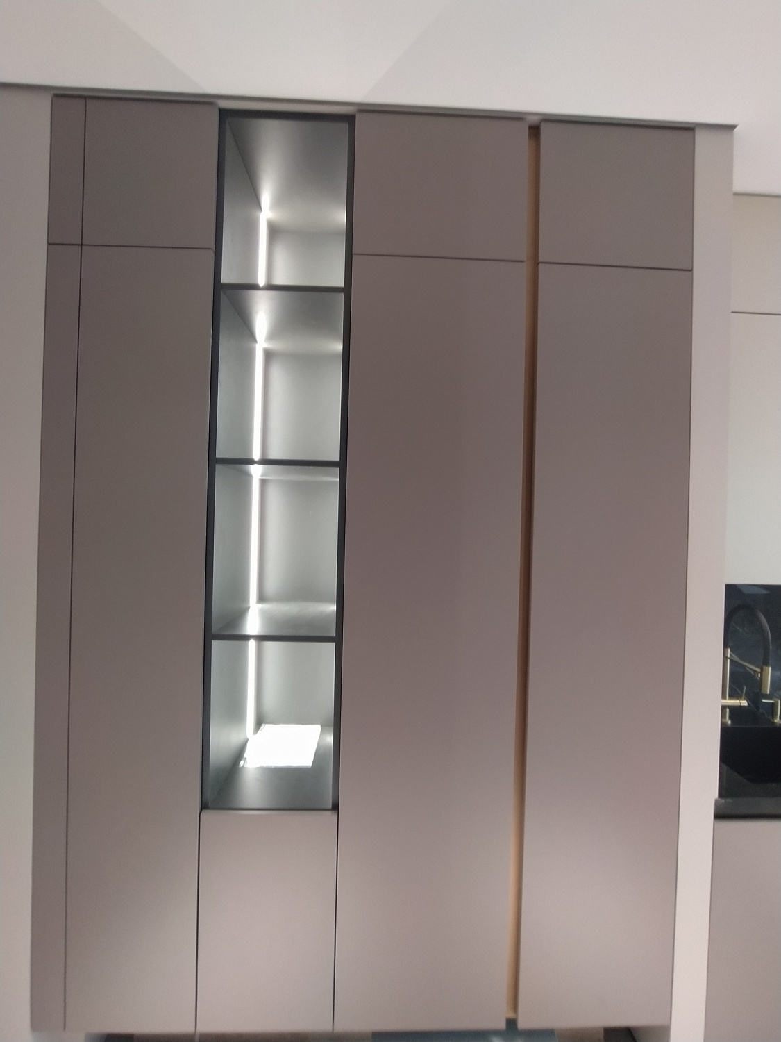 Кухня Эмаль матовая + Fenix