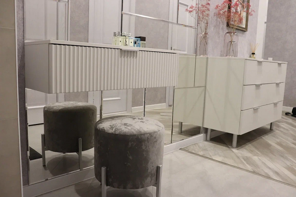 Мебель в прихожую+тумба